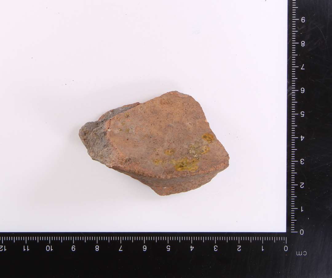 Kandebund med fingerindtryk