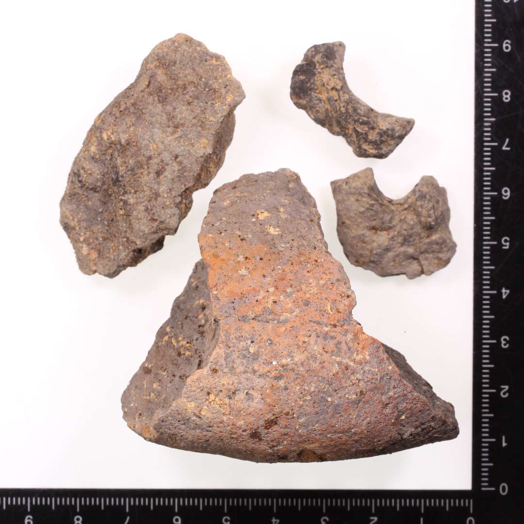 Mindre fragmenter af v�vev�gte