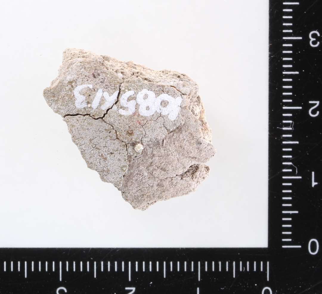 Digelsk�r, bugsk�r.Tykkelse: 5-8�mm:. Evt. fra digel id: 200051457