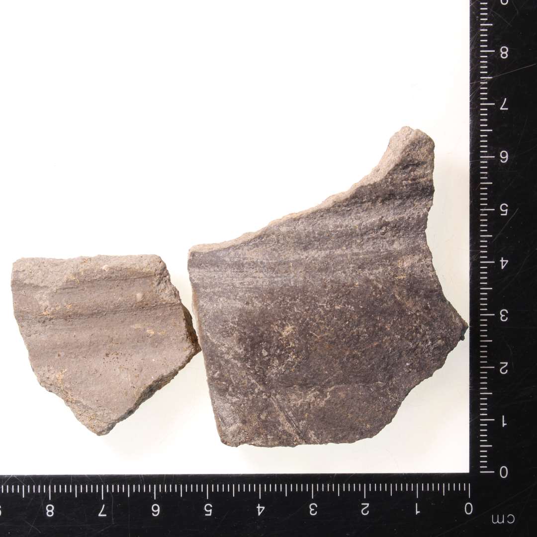 Bug, heraf et par stykker med drejeriller (foto)