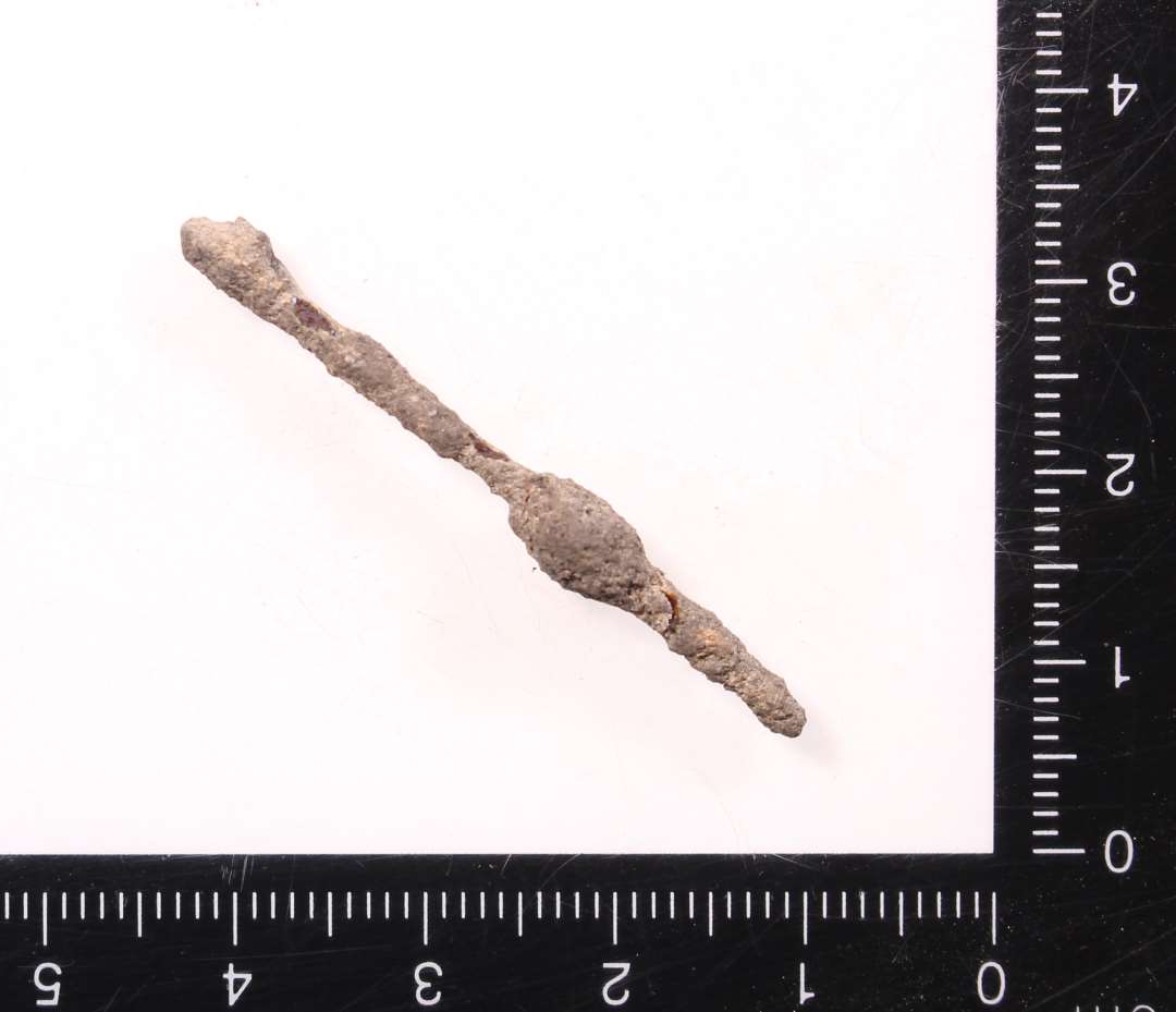 N�l? af kobberlegering. ukonserveret