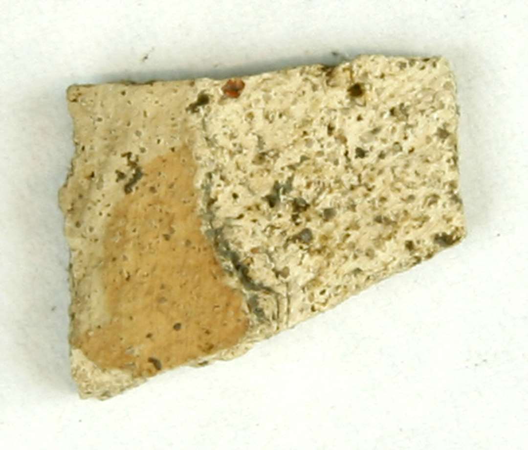 2 sidesk�r af gulbrun lert�j. Gr. 10.