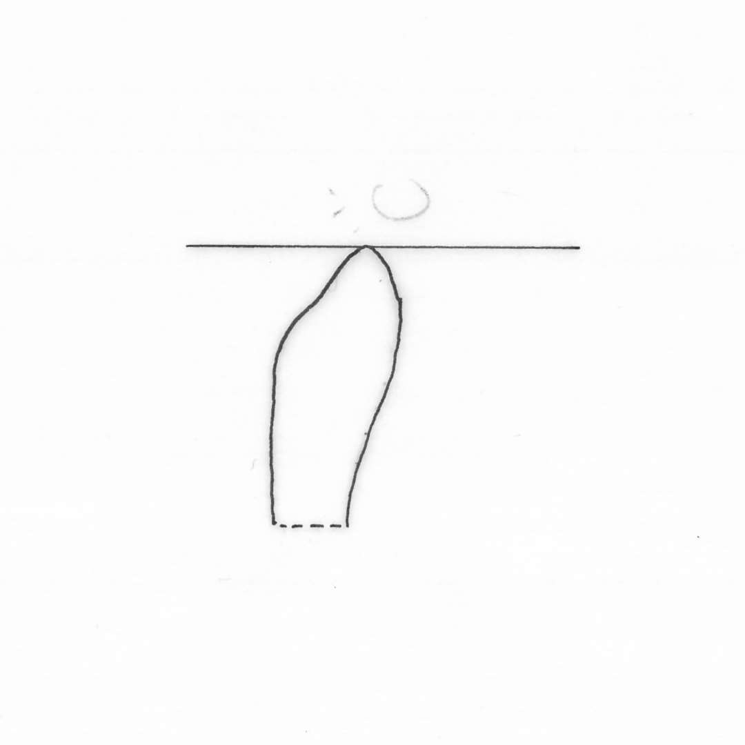 4 randsk�r af gr�br�ndt, grovt magret, med afrundet rand. Gruppe 4.