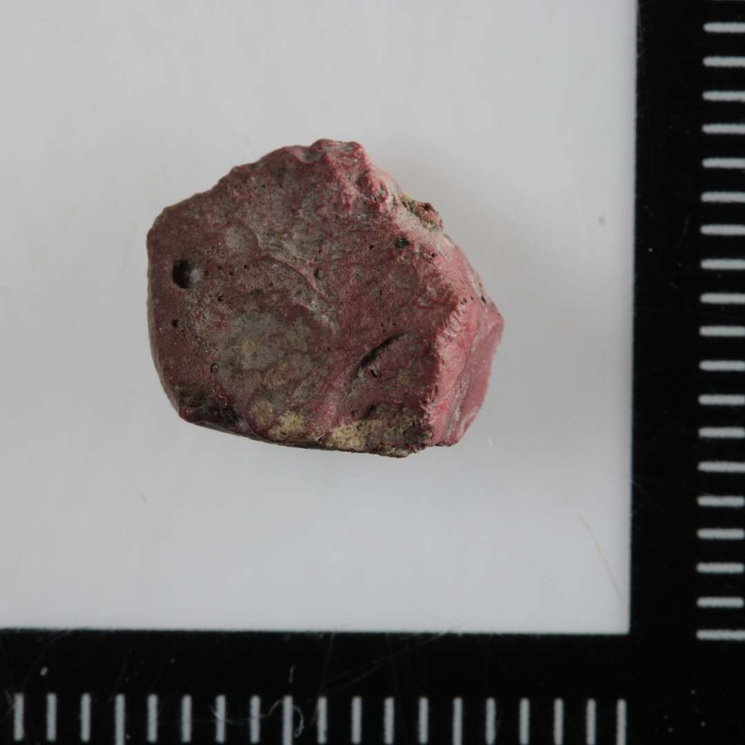 1 stump glasflus ? Teglstensr�d, uigennemsigtig.