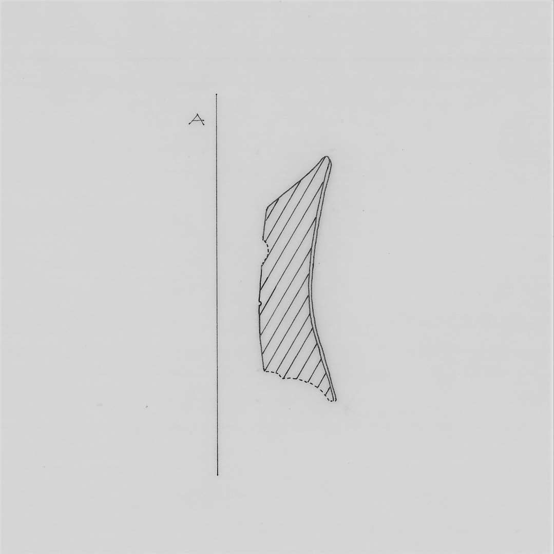 7 fragmenter fra mundingspartiet af st�beformshalvdele af finmagret, glimmerblandet gr�ligt og gr�sort lergods, alle med tragtformet, tyndl�bet p�h�ldningstud.�