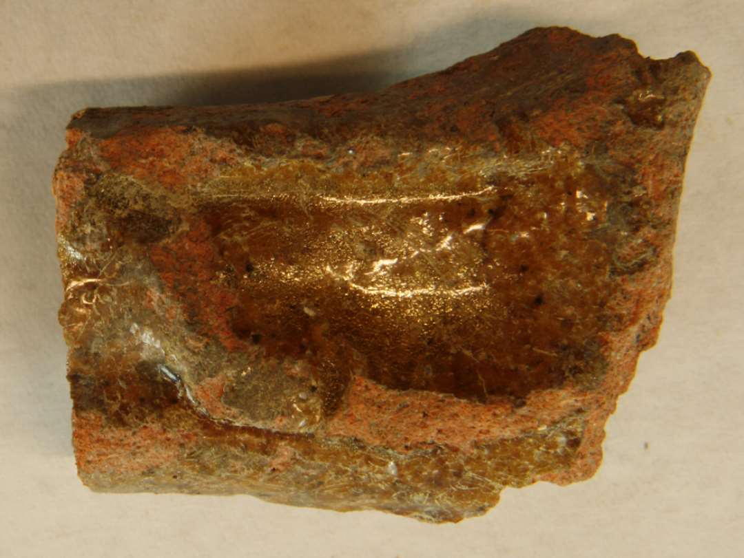 Fragment af b�ndformet kandehank