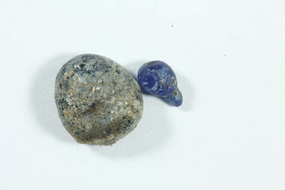 2 stk. dr�ber, halvgennemsigtig bl�