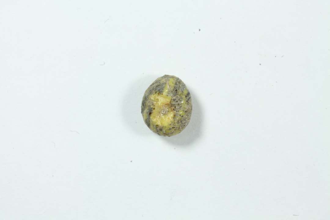 Dr�be. Uigennemsigtige gule