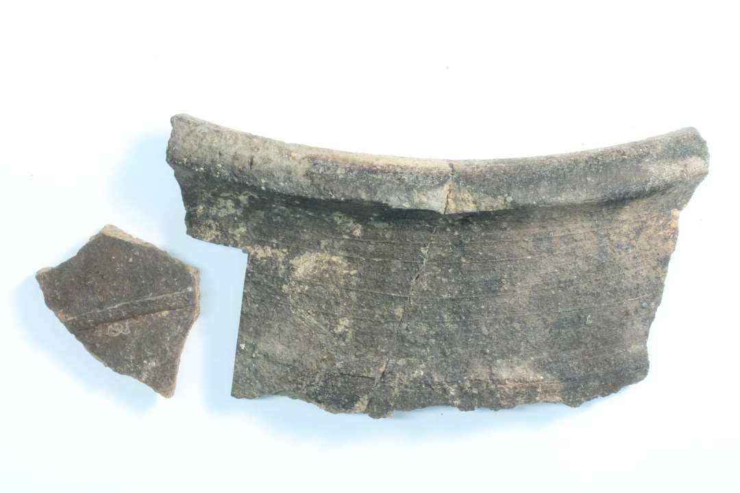 Randsk�r, sammenlimet med x189 og bugsk�r x188. Hjemlig drejet.