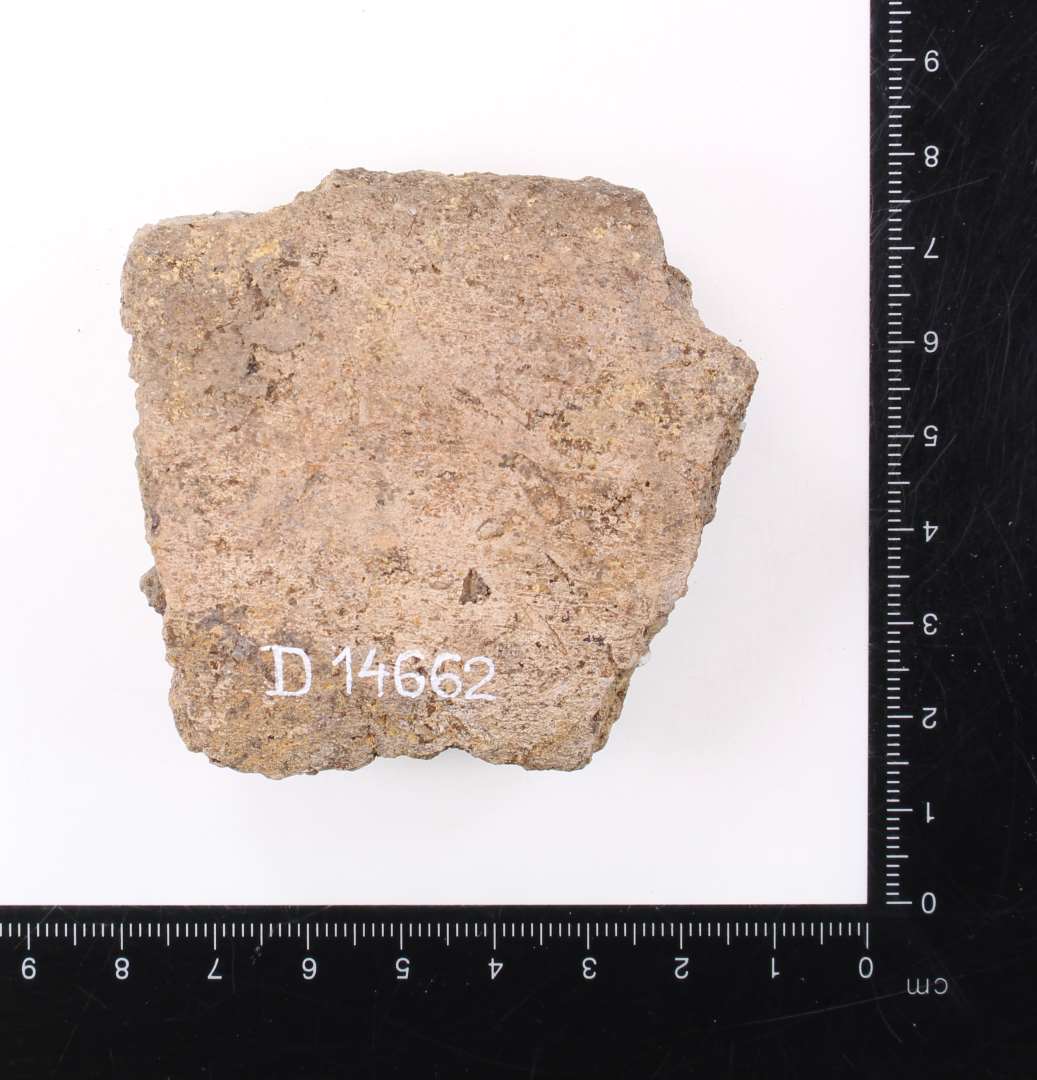 Randsk�r fra digel. St�rste m�l: 6,3 cm.